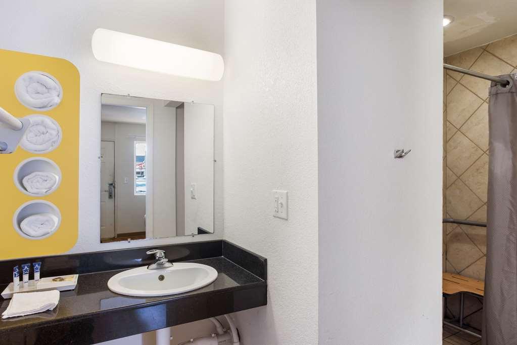 Americas Best Value Inn Bowling Green Bagian luar foto
